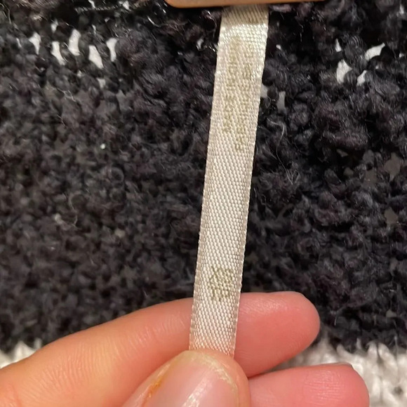 FREE People woman’s black and white sweater - Picture 6 of 11